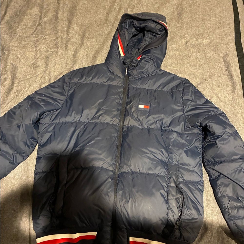 Tommy Hilfiger Men's Dark Blue Hooded Puffer Jacket